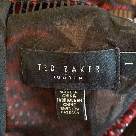 TED BAKER LONDON Alexxei Ladder Trim red floral Blouse size 4 - Picture 13 of 15